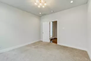 5857 Dolores St, Houston, TX 77057 - Photo 6