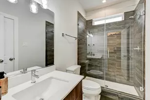 5857 Dolores St, Houston, TX 77057 - Photo 8
