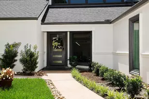 46 N Autumnwood Way, The Woodlands, TX 77380 - Photo 4