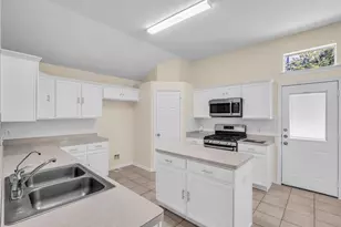 6003 Decker Ridge Ct, Katy, TX 77449 - Photo 10