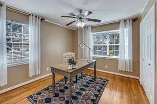 6510 Roos Rd, Houston, TX 77074 - Photo 16