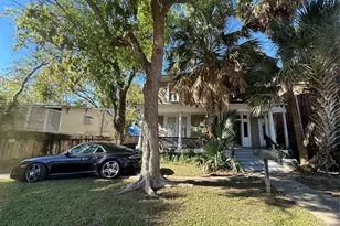 2518 Grant St, Houston, TX 77006 - Photo 2