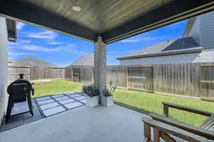 1123 Five T Ln, Tomball, TX 77375 - Photo 34