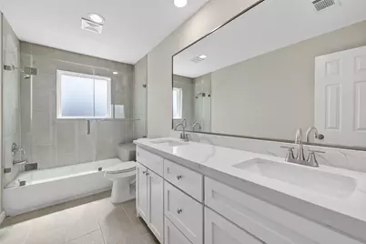 2318 Irish Spring Dr Drive, Houston, TX 77067 - Photo 20