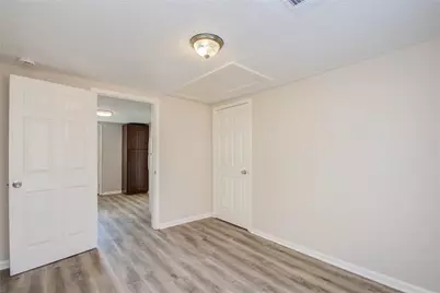 1051 W Little York Road, Houston, TX 77091 - Photo 16