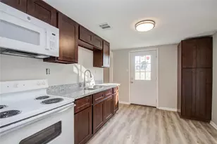 1051 W Little York Rd, Houston, TX 77091 - Photo 14