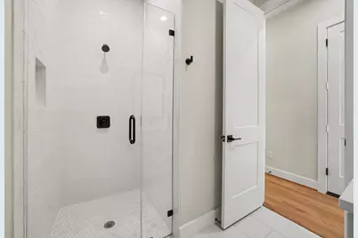 121 Shady Lake Drive, Houston, TX 77336 - Photo 14