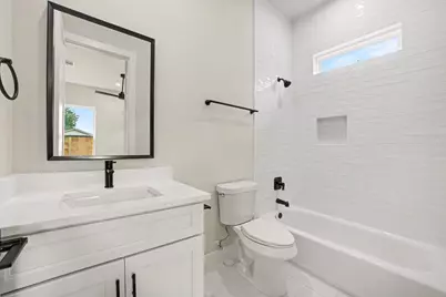 121 Shady Lake Drive, Houston, TX 77336 - Photo 10