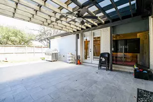 7722 Moondance Ln, Houston, TX 77071 - Photo 4