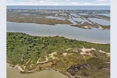 2169 Highway 87, Crystal Beach, TX 77650 - Photo 12
