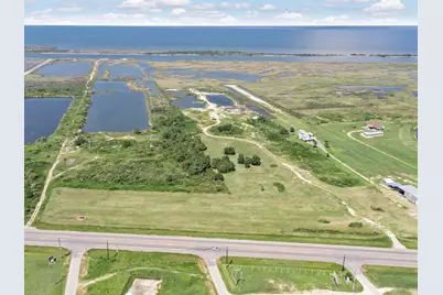 2169 Highway 87, Crystal Beach, TX 77650 - Photo 2