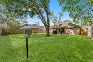 2110 Creston Dr, Spring, TX 77386 - Photo 32