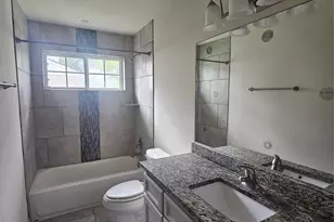 3206 Pebble Lake Dr, Sugar Land, TX 77479 - Photo 18