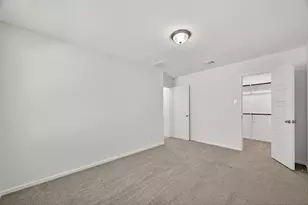 2111 Spring Hollow Dr, Baytown, TX 77521 - Photo 28