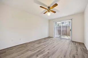 6500 Sands Point Dr, Houston, TX 77074 - Photo 8
