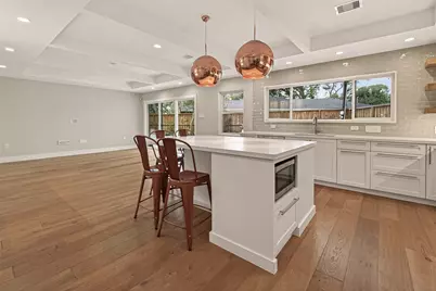 5310 Spellman Road, Houston, TX 77096 - Photo 8