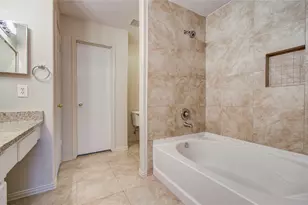 98 S Vesper Bend Cir, The Woodlands, TX 77382 - Photo 20