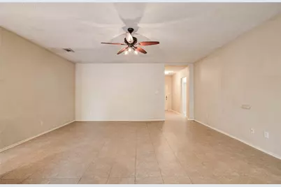 98 S Vesper Bend Circle, The Woodlands, TX 77382 - Photo 6