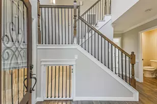 5115 Green Springs Dr, Houston, TX 77066 - Photo 4