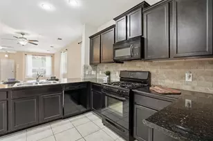 13842 Bonner Bluff Ln, Houston, TX 77047 - Photo 10