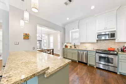 2635 Ashland Street, Houston, TX 77008 - Photo 16