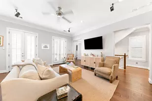 2635 Ashland St, Houston, TX 77008 - Photo 10