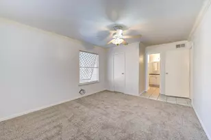 10202 Forum Park Dr, Houston, TX 77036 - Photo 20