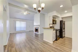 10202 Forum Park Dr, Houston, TX 77036 - Photo 8