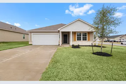 102 Avalon Drive, Huntsville, TX 77320 - Photo 1