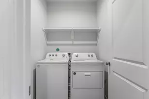 102 Avalon Dr, Huntsville, TX 77320 - Photo 10