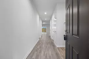 102 Avalon Dr, Huntsville, TX 77320 - Photo 4