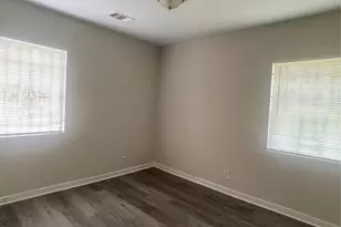 10509 Fairland Dr, Houston, TX 77051 - Photo 6