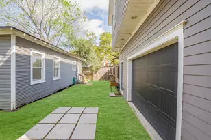 210 Tabor St, Houston, TX 77009 - Photo 20