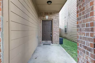 11017 Panther Ct, Houston, TX 77099 - Photo 2