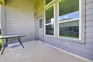 8710 Ruddy Duck Ct, Baytown, TX 77521 - Photo 40