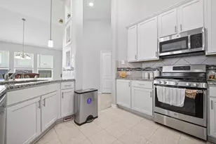 8710 Ruddy Duck Ct, Baytown, TX 77521 - Photo 24