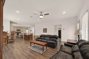 1119 Kinder Sky Ln, Rosharon, TX 77583 - Photo 8