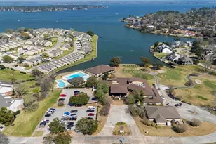 228 April Waters Dr W, Conroe, TX 77356 - Photo 36