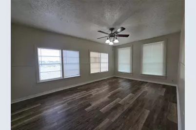 5712 Maco Street, Galveston, TX 77551 - Photo 16