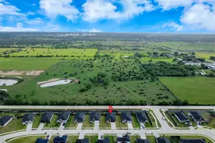 1137 Buffalograss Trl, Sealy, TX 77474 - Photo 4