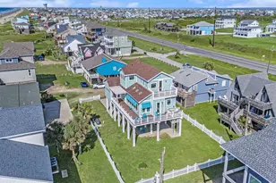 21233 Gulf Dr, Galveston, TX 77554 - Photo 4