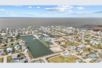 21233 Gulf Drive, Galveston, TX 77554 - Photo 46