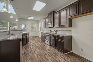 4022 Cypress Point Dr, Mont Belvieu, TX 77523 - Photo 16