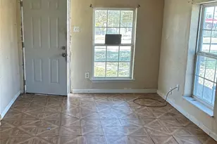 6104 Hirsch Rd, Houston, TX 77026 - Photo 8