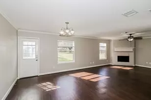 6407 Crim Ct, Houston, TX 77049 - Photo 6