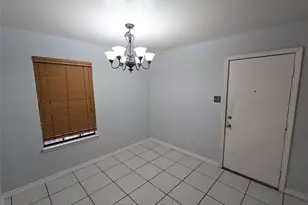 13806 Long Glen Dr, Houston, TX 77039 - Photo 10