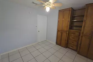 13806 Long Glen Dr, Houston, TX 77039 - Photo 14