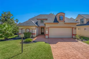 70 Creekwood Dr, Montgomery, TX 77356 - Photo 1