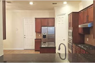 10623 Wallingford Pl, Houston, TX 77042 - Photo 14