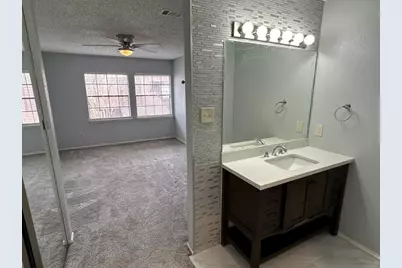 2510 Grants Lake Boulevard #101, Sugar Land, TX 77479 - Photo 8